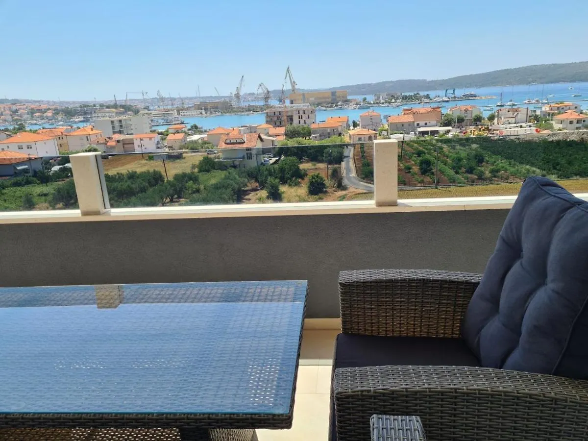 Apartment Apartman Ivana Trogir