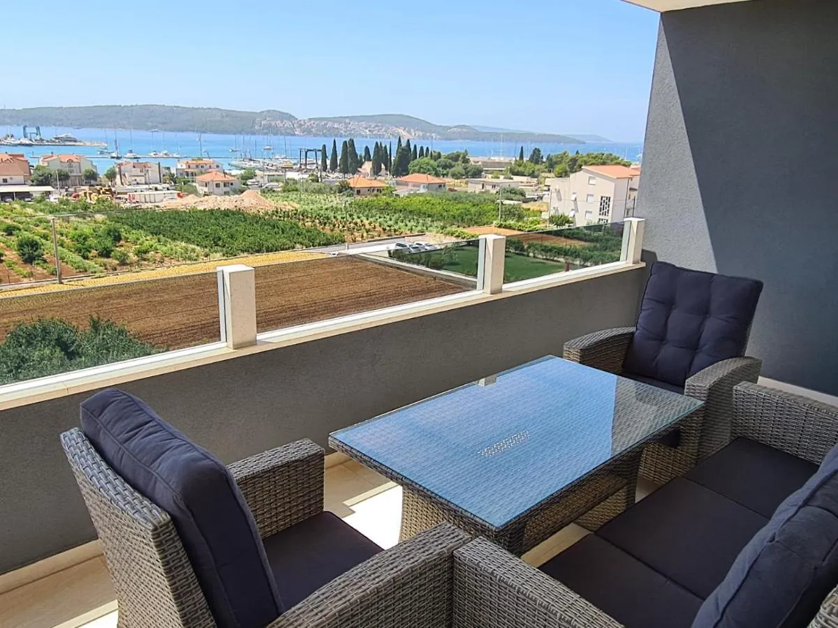 Apartman Ivana Trogir 0*,  Croatia