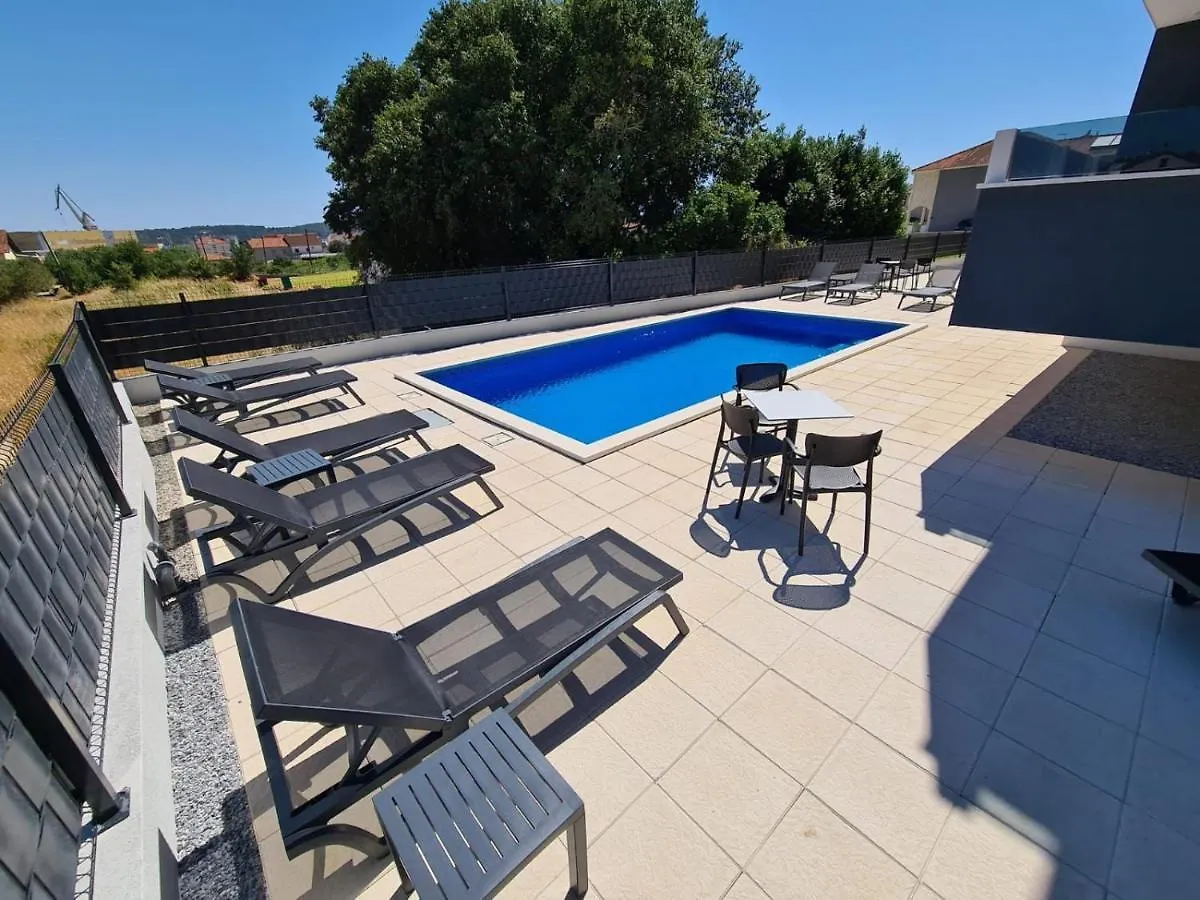 Apartman Ivana Trogir 0*,